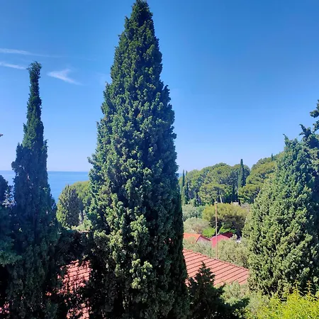 Azur * Cap-d'Ail