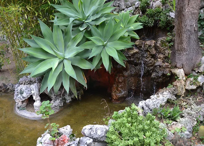 卡普戴尔海岸别墅酒店