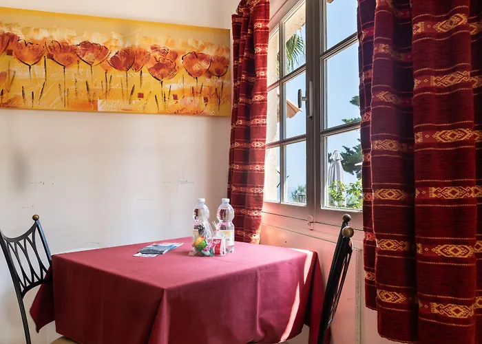 卡普戴尔海岸别墅酒店 *