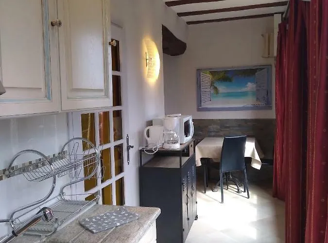 卡普戴尔海岸别墅酒店 公寓 *