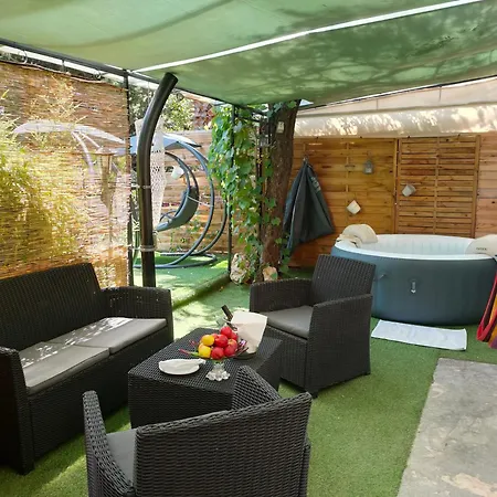 アパート アジュー キャプ ダーイ