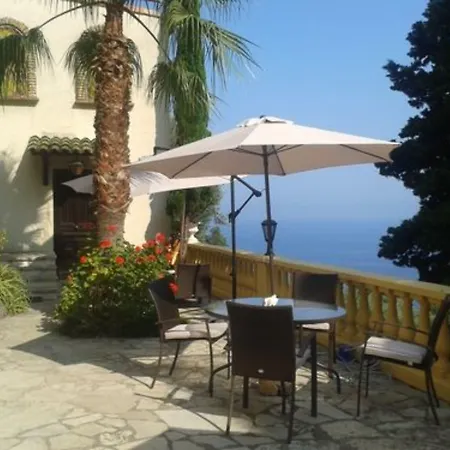 Azur * Cap d'Ail