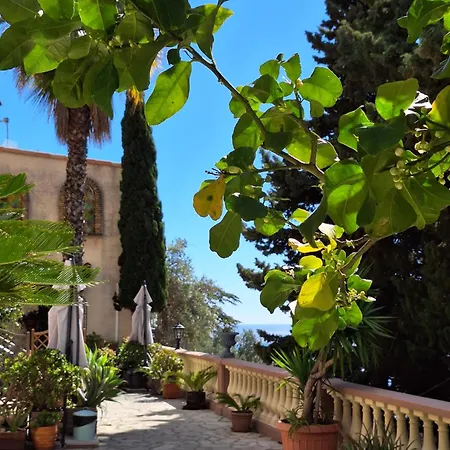 Azur Apartman